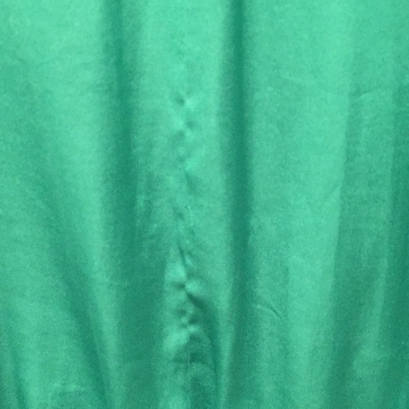 New York and Company Green blouse - Picture 4 of 7